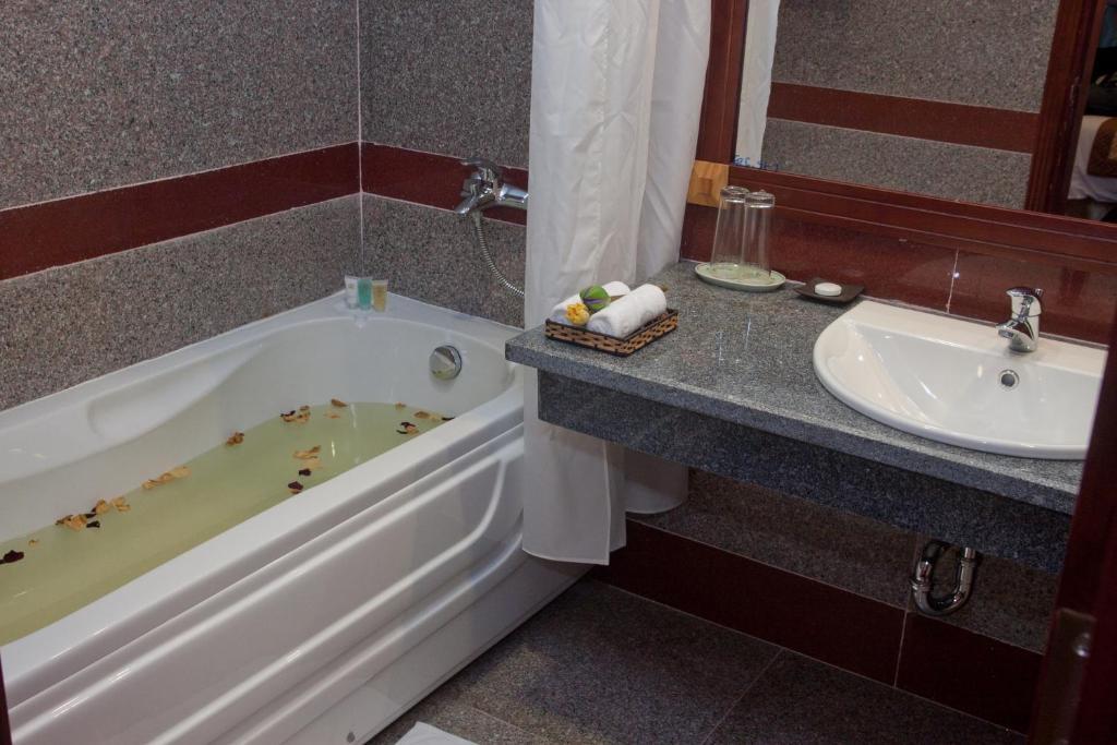 Dlgl - Dung Quat Hotel Quảng Ngãi Szoba fotó